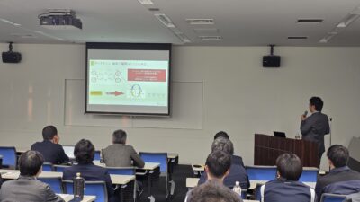 研修事業で講演を行いました。